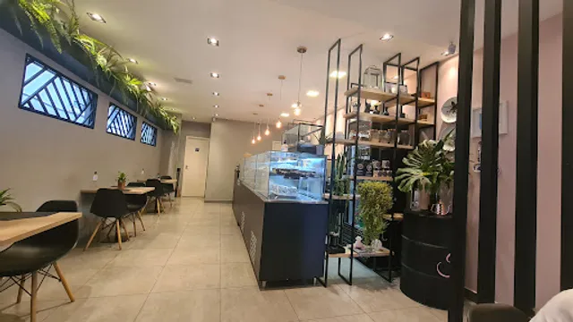 Dona Francisca - Cafeteria de doces