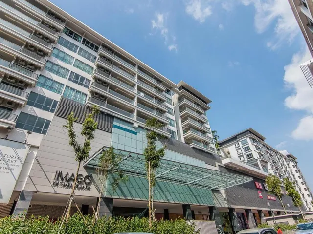 Marina Travellers Suite @ Riverson Soho