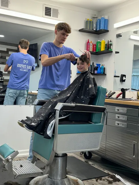 Cole Cutsss Barbershop