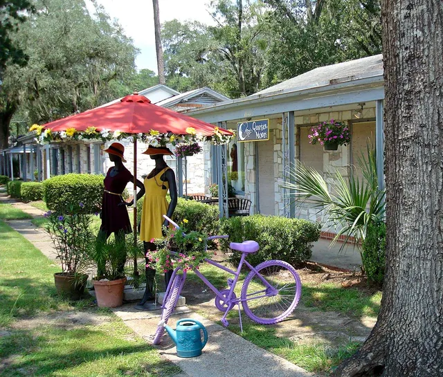 Quarter Moon Imports