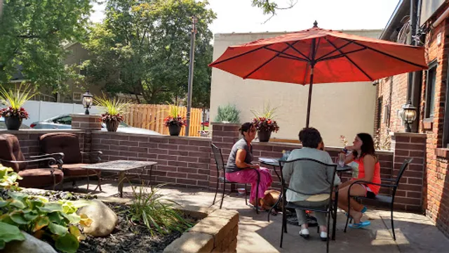 Paragon - Wines, Martinis, Plates