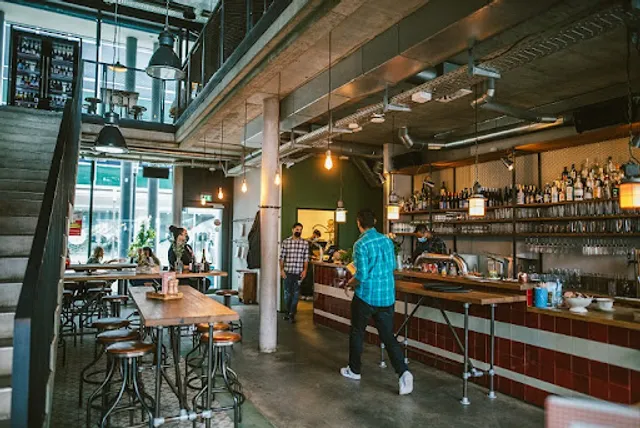 Klara — Kitchen & Bar