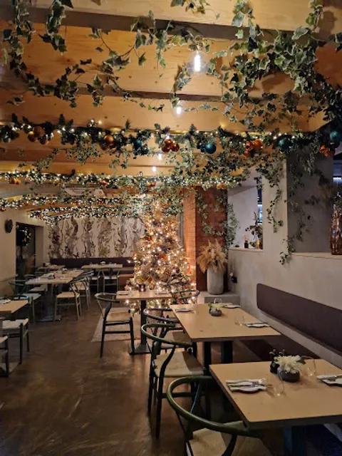 Ewe Restaurant and Bar