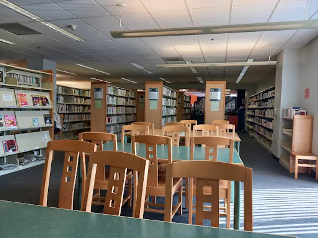 Pio Pico - Koreatown Branch Library