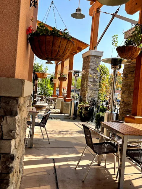 Tah Deeg Persian Cuisine