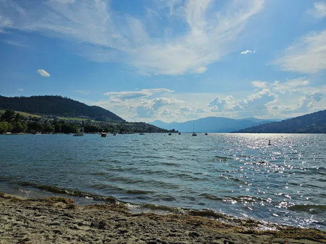 Lakeshore Park & Beach