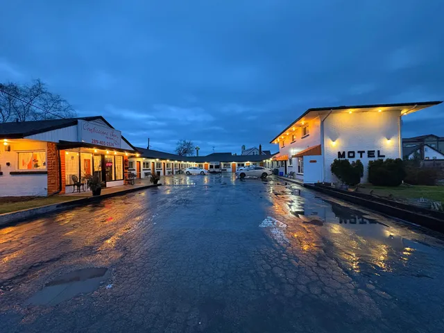 Confessions INN The Rain