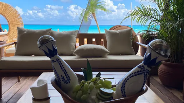 Tribu Restaurant & Beach Club