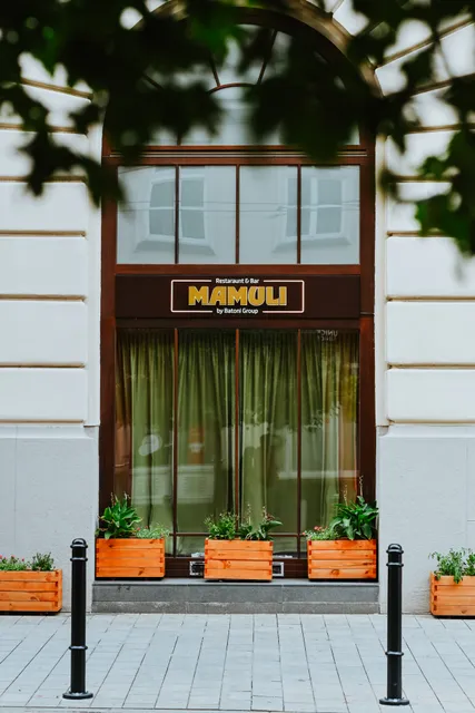 Mamuli Restaurant & Bar