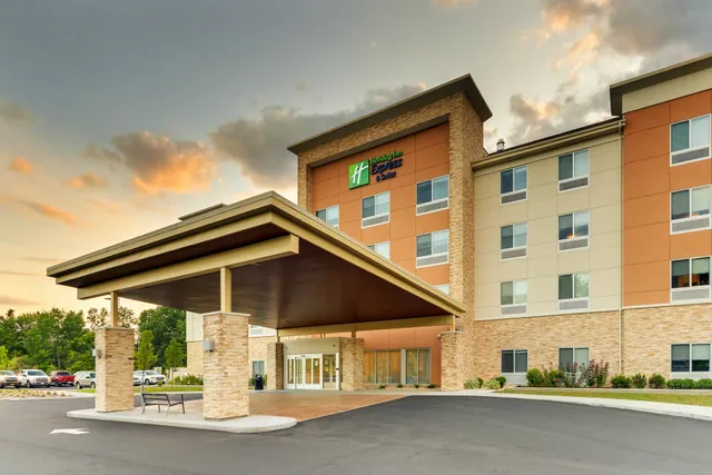 Holiday Inn Express & Suites Saugerties - Hudson Valley by IHG