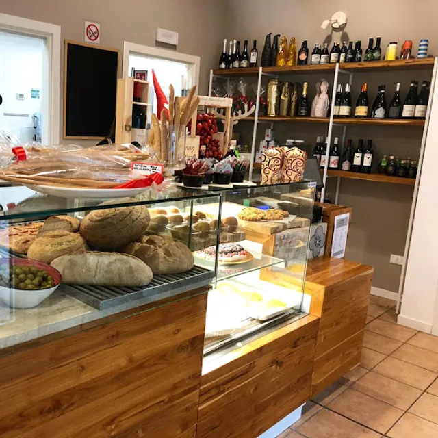 Serenella Street Food