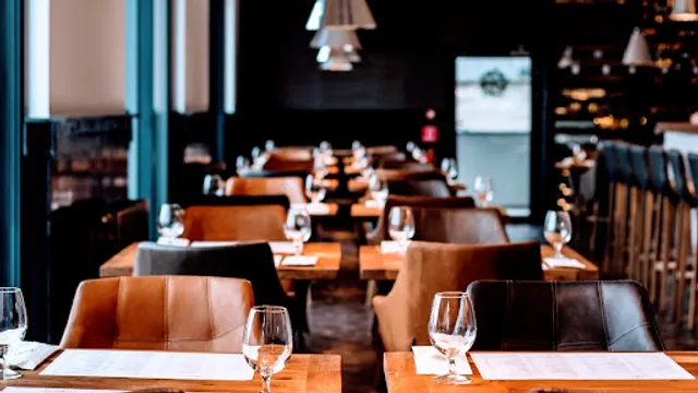 BAROZA Restaurant&Bistro