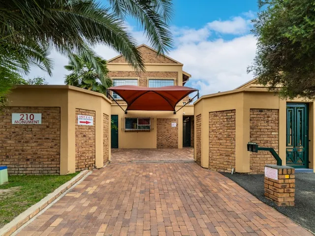 210 Guest | Self Catering