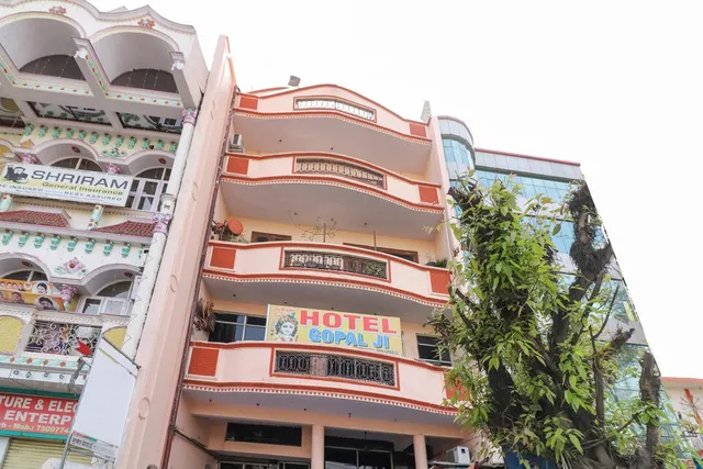 SPOT ON 71107 Hotel Gopal Ji