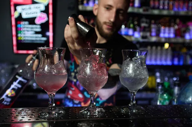 Руки ВВерх! Бар