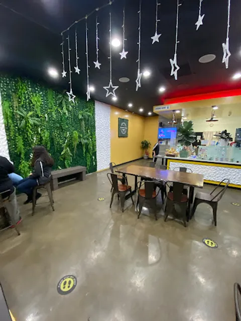 Cafe Monster (Previously Ding Tea Lakewood)