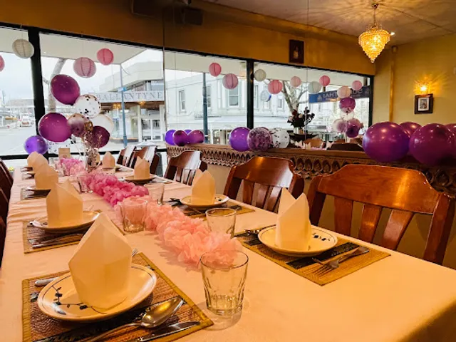 Sukhothai Thai Restaurant & Bar