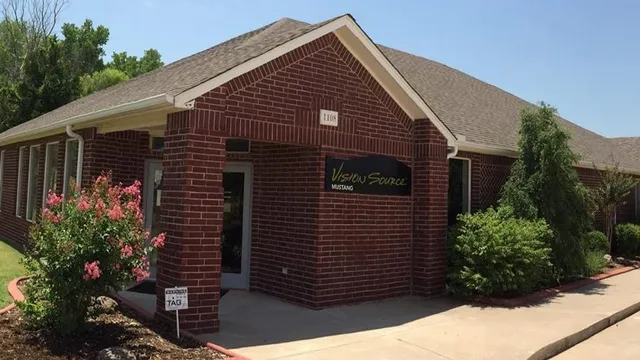 Vision Source Mustang