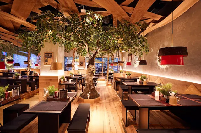 PETER PANE Burgergrill & Bar