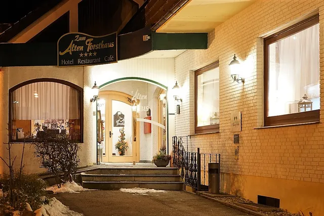 Land-gut-Hotel "Zum Alten Forsthaus" - Aufladestation f. Elektroautos vorhanden -