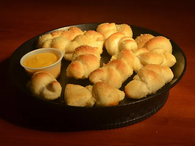 Papa Pepperoni Pizza