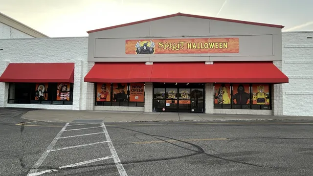 Spirit Halloween