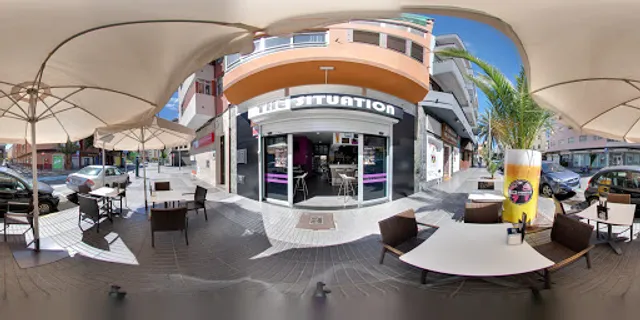 Loom Beers & Cocktails