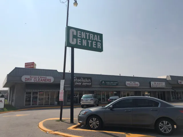 Central Center Shopping Center