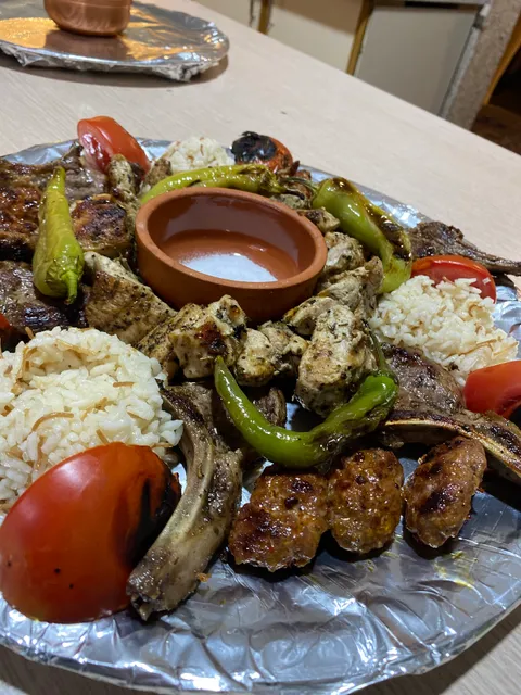 Beey Kebap Cafe Restaurant & yöresel tandır yemekleri