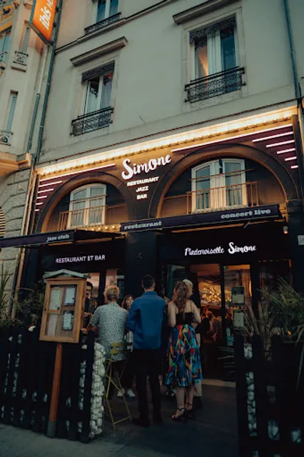 MLLE SIMONE RESTAURANT BAR JAZZ LIVE