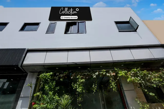 Collection O Ishwar Nagar close to Golden Temple Formerly Chahal Residency