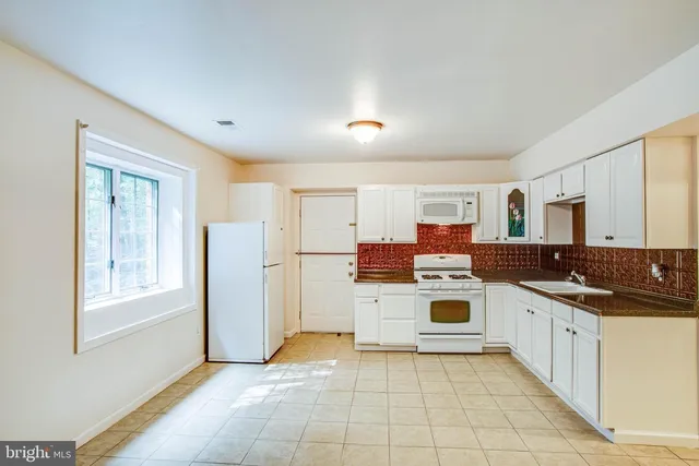 Kathleen O'Blinsky, Long & Foster Real Estate, Inc.