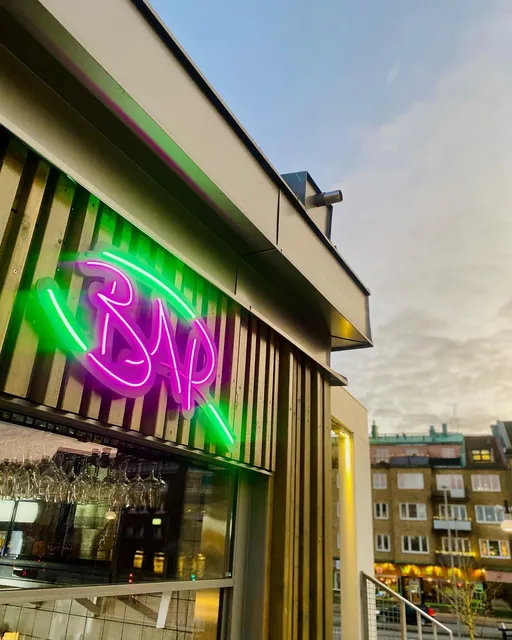 Godhem Sour Café & Bar