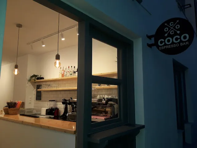 Coco espresso bar paros