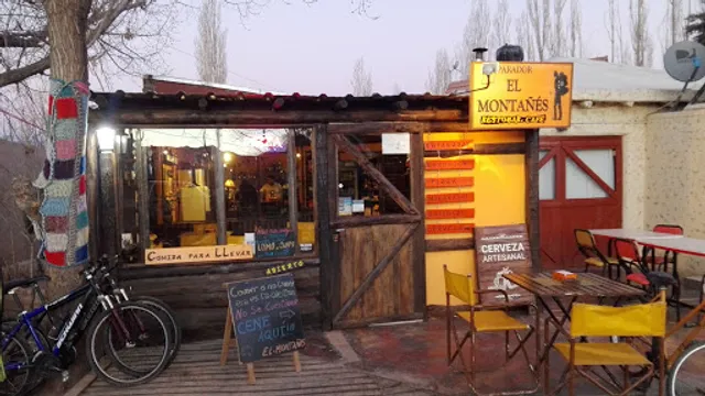 Resto Bar El Montañes Cerveceria