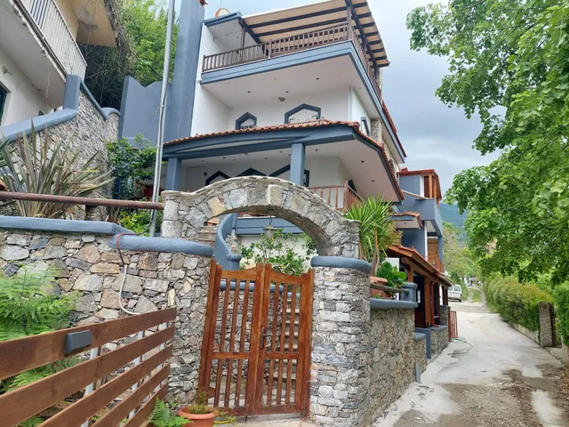 Aktis Rooms Kokkino Nero