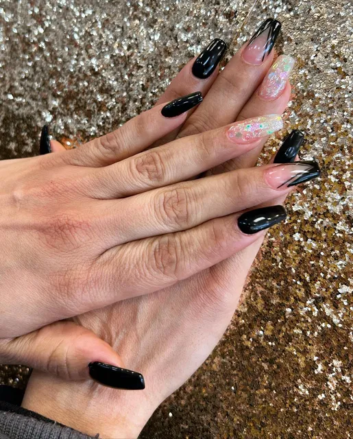 BeYOUtology Beauty Bar