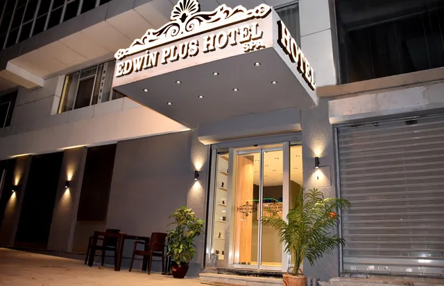 Edwin Plus Hotel