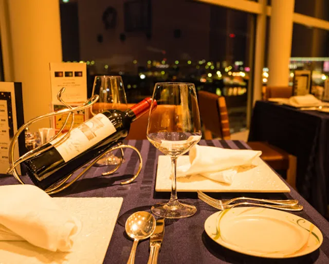 All day dining SERENA