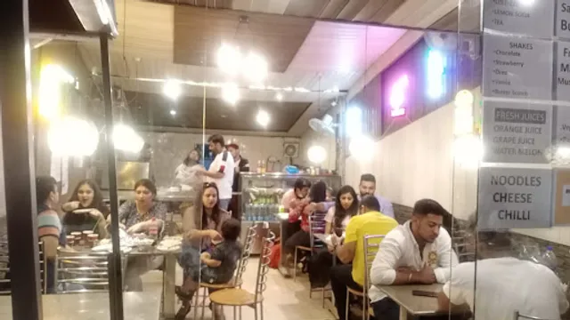 Mom's Kitchen kasauli