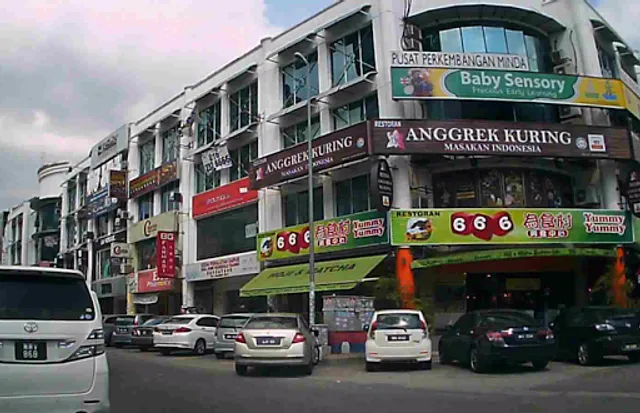 Restoran Anggrek Kuring Indonesia • Puchong