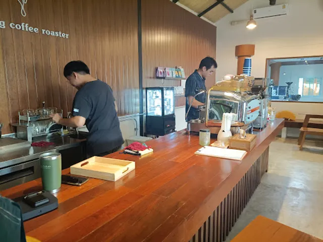 Fong Coffee and Craft Cacoa