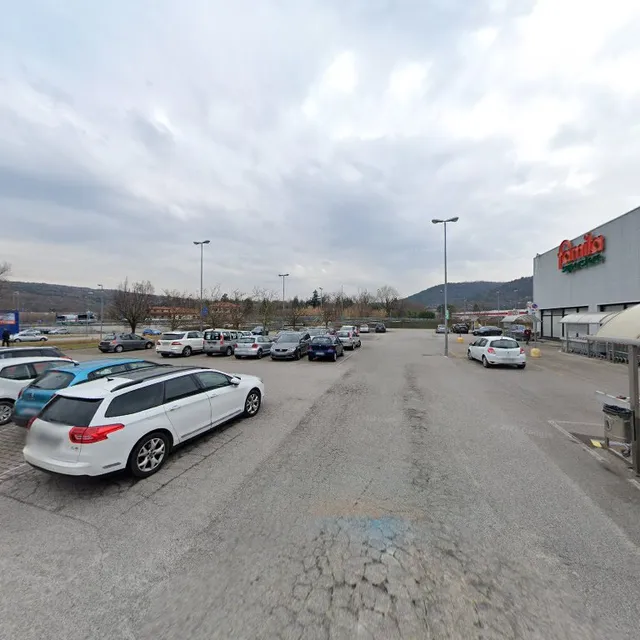 Centro Commerciale Arcobaleno