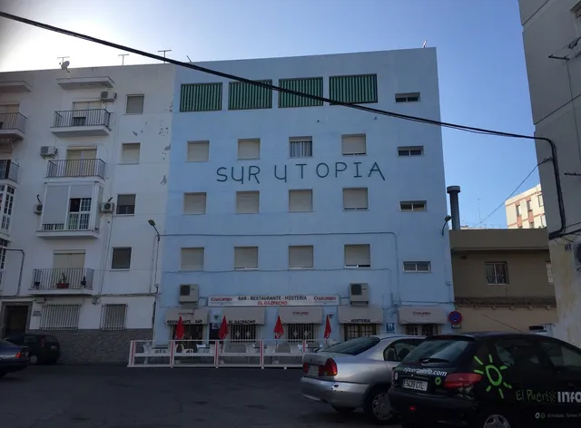 Hotel Sur Utopia