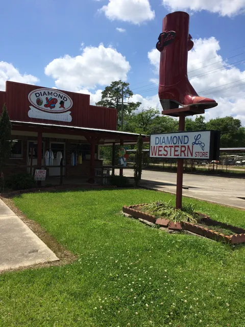 Diamond L Western Outfitter