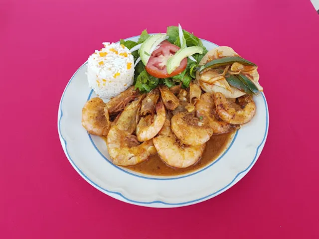 Restaurante El Capitan Carnes y Mariscos