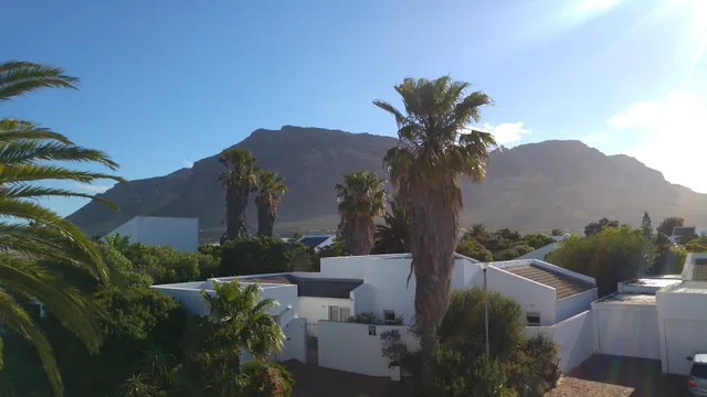 Pro Moni's Guesthouse