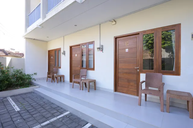 RedDoorz Plus @ Kencana Residence Jimbaran