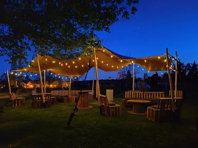 Friendly Camping & Lodges, Camping Municipal de Saint Pardoux La Rivière