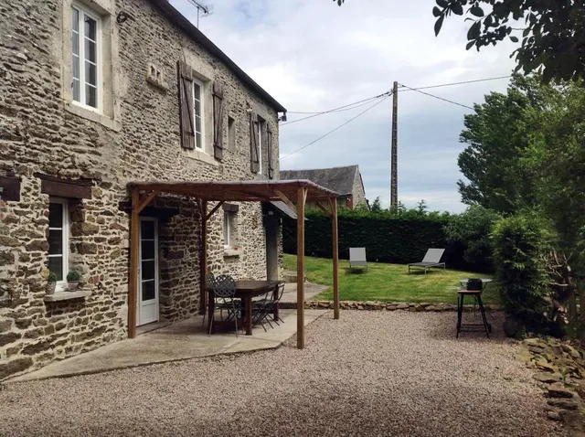 L'Ancien Pressoir: Locations gîtes Hébergements séjours à la campagne (Calvados Suisse Normande)